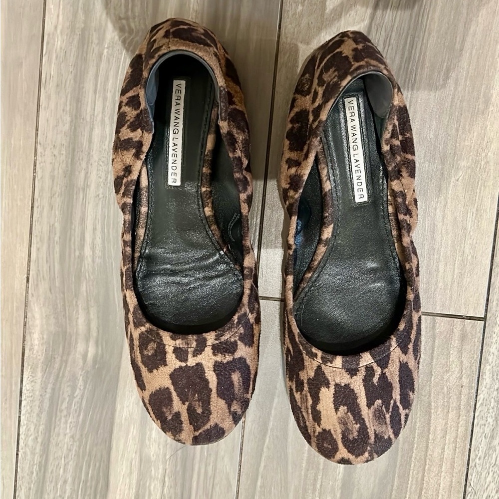 Vera Wang Lavender Leopard Print Women Shoes, Flats Size 8